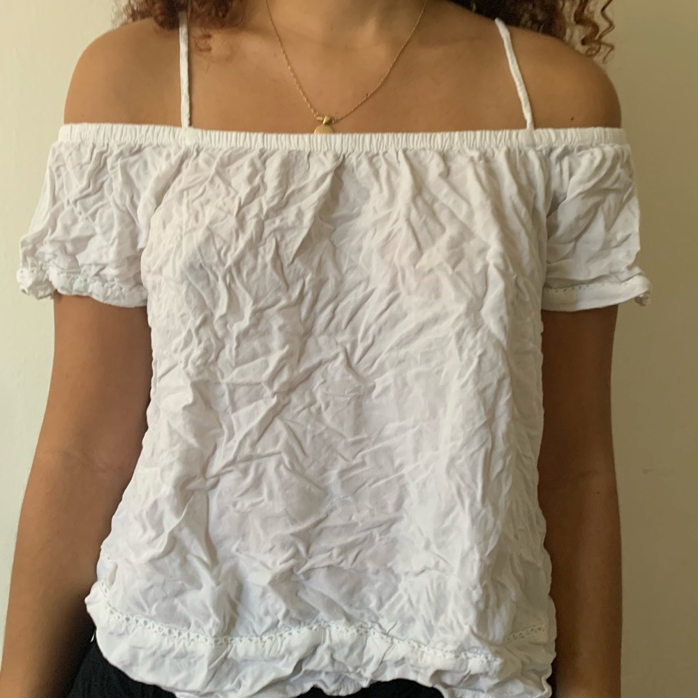 Women’s Off Shoulder White Top with Straps Size Sm